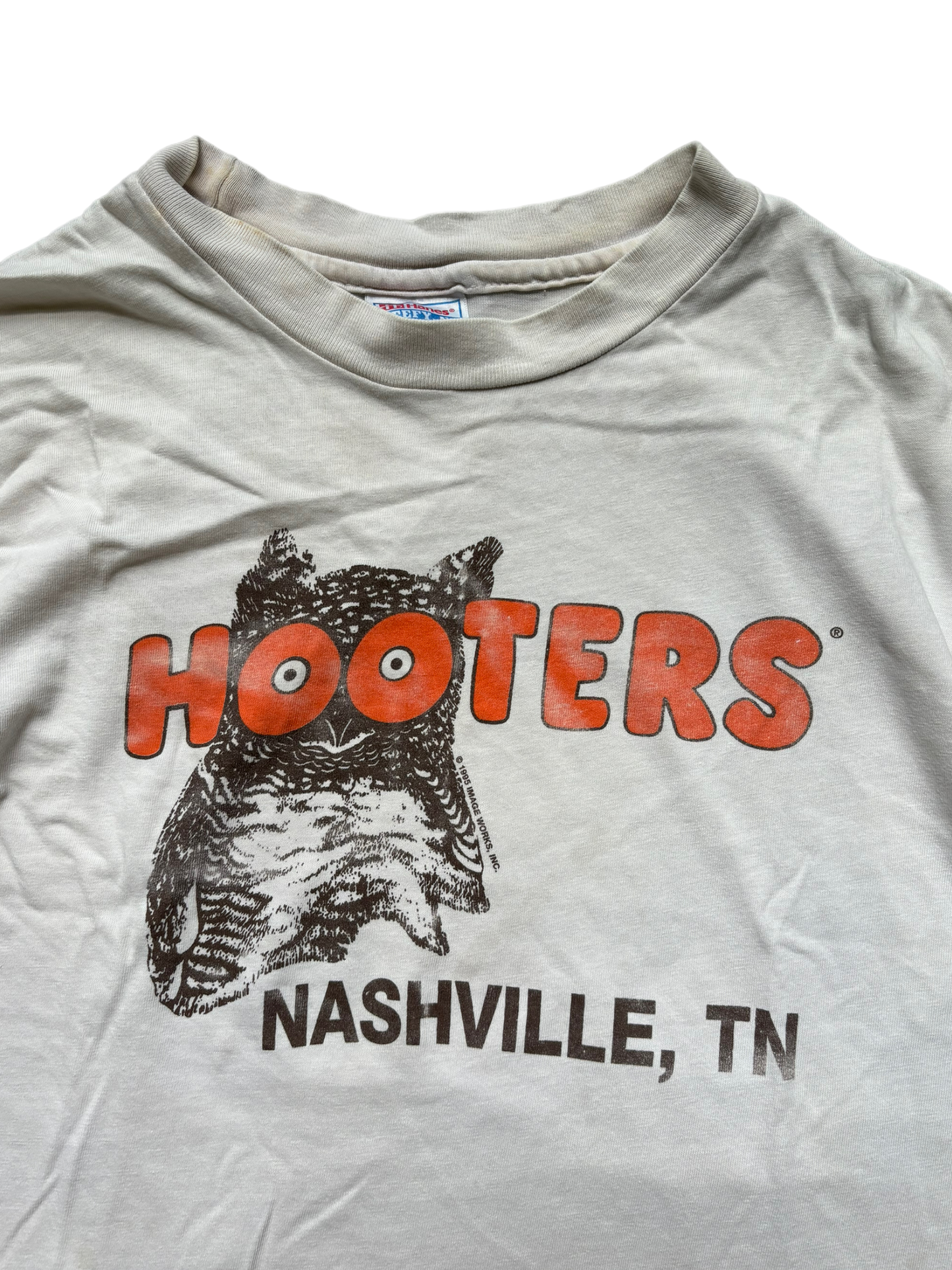 (90s Hooters Vintage Tee - White